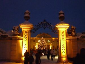 Pannonischer Weihnachtsmarkt schloss halbturnt