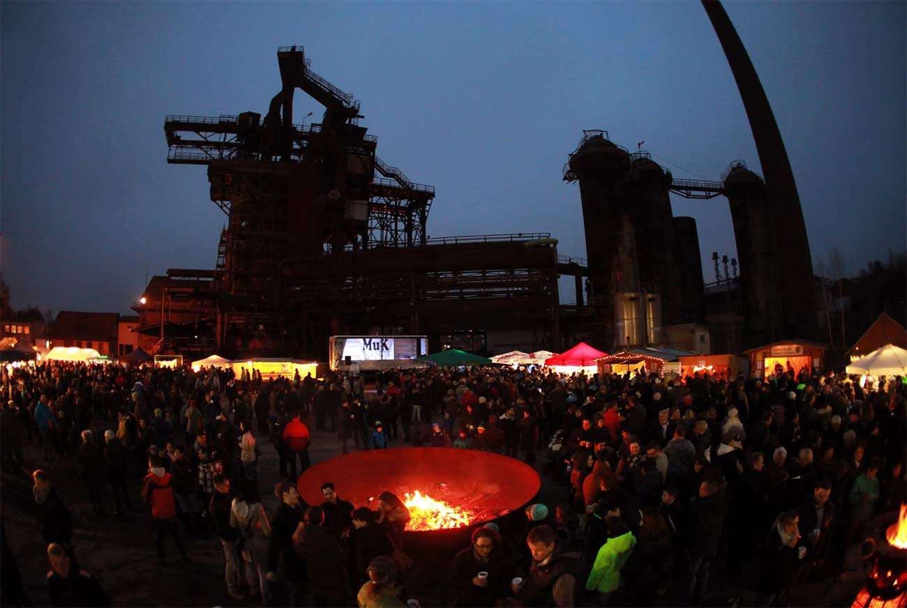 Weihnachtsmarkt auf der Hochofen-Plaza Sulzbach-Rosenberg